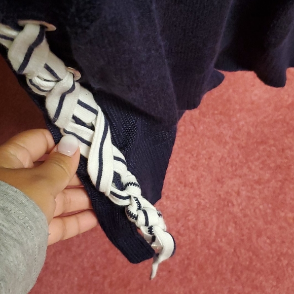 Lauren Ralph - Picture 2 of 4